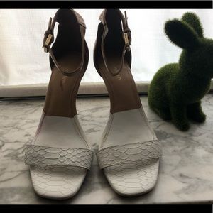 Calvin clean beige and white heels sandals
